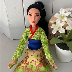 Hasbro 2015 MULAN Disney Princess Doll